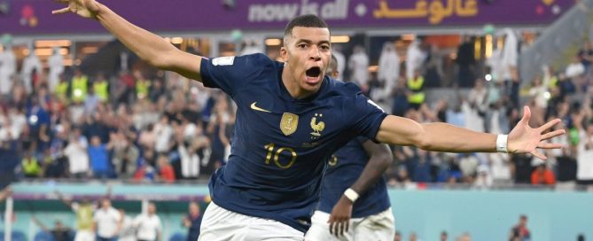 Kylian Mbappé og det franske landshold er i VM 2022 finale.