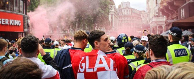 England vandt torsdag aften deres første Finalissima titel for kvinder, ved at besejre Brasilien på straffespark. 